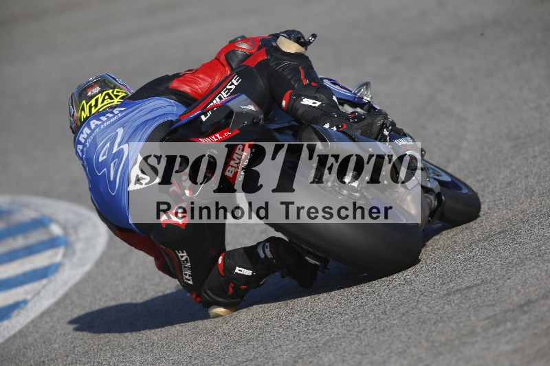 /Archiv-2024/02 29.01.-02.02.2024 Moto Center Thun Jerez/Gruppe gruen-green/backside